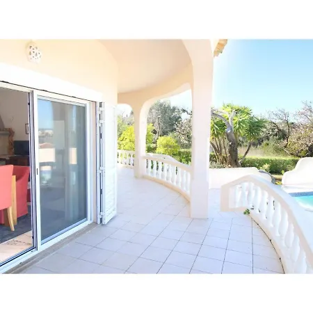 Villa In Lagos With Private Pool *